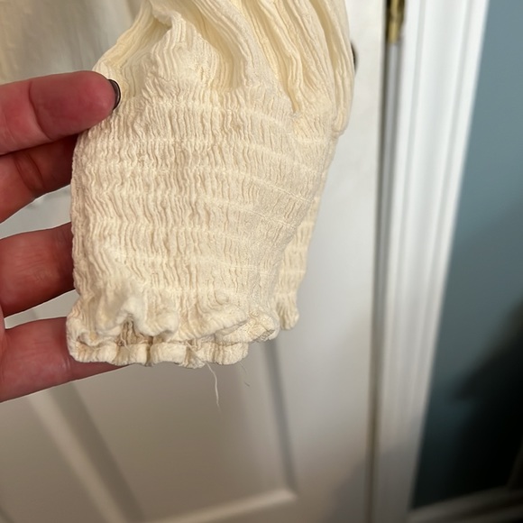 All about the details! ava&viv 3x cream top. Swiss dot with gathered cuff! Cute! - Picture 5 of 5